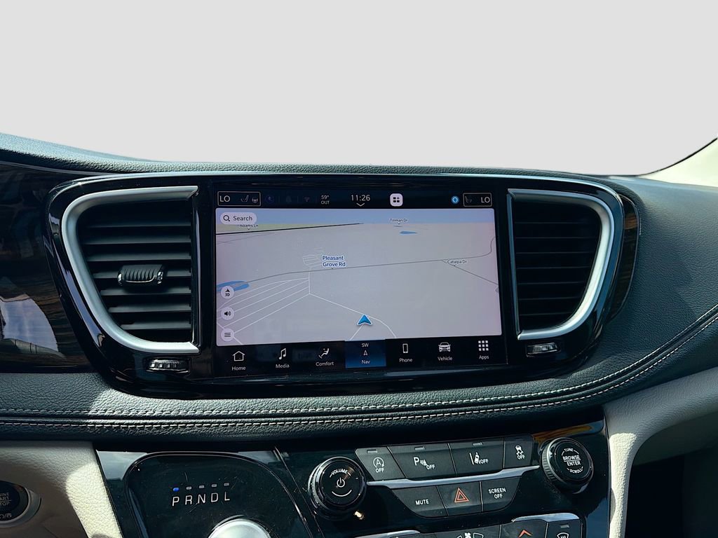 Used 2023 Chrysler Pacifica Limited image 33