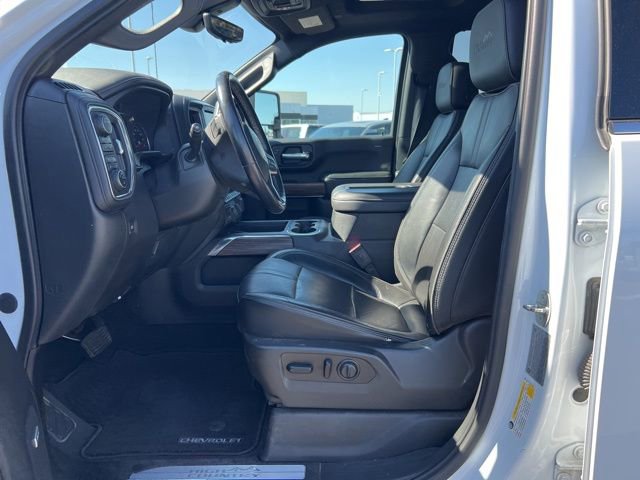 Used 2020 Chevrolet Silverado 3500 High Country image 6