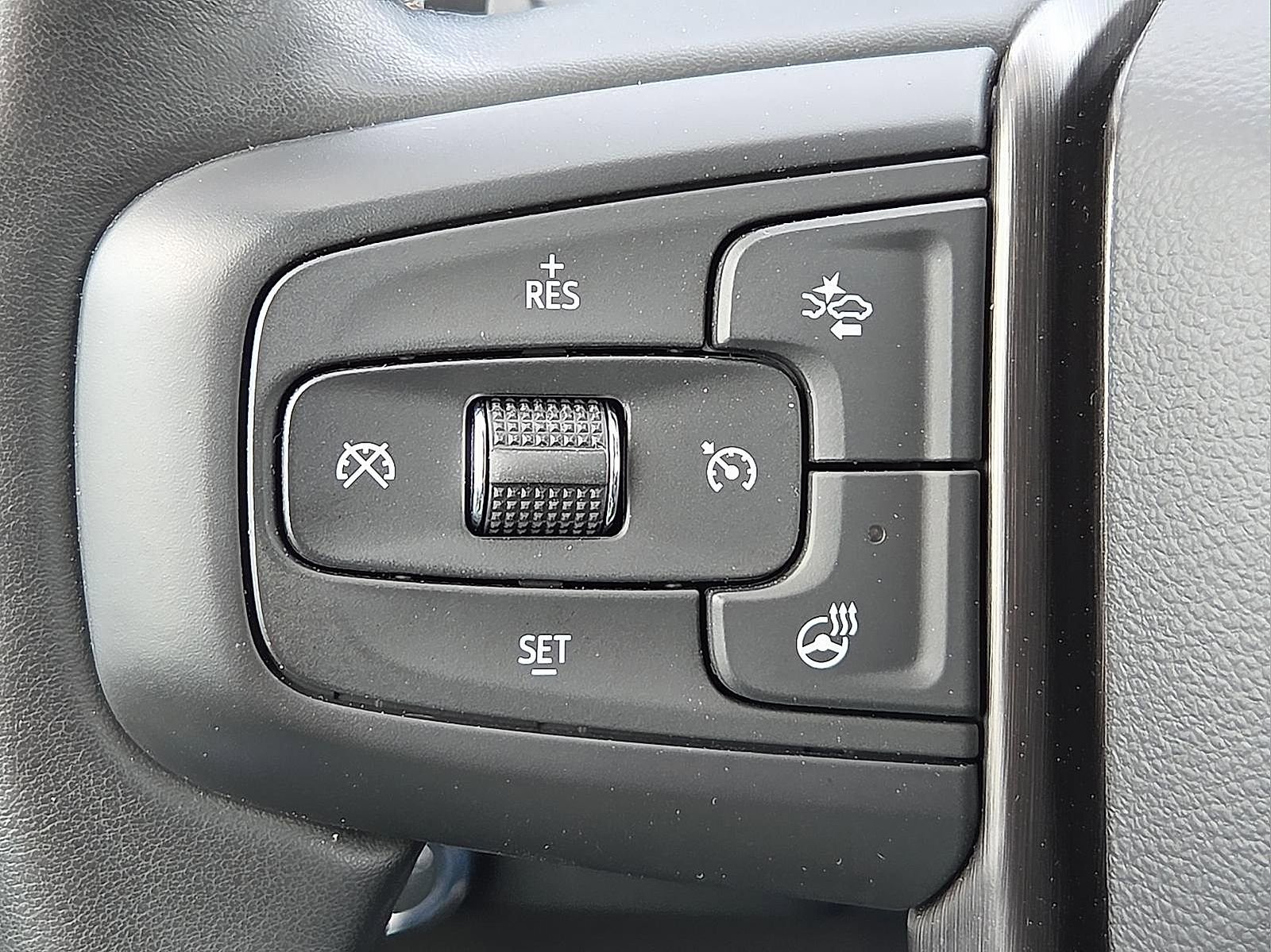 Used 2024 GMC Sierra 1500 AT4 w/ Technology Package image 19