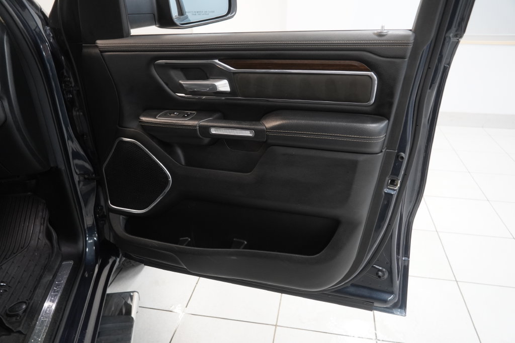 Used 2021 RAM 1500 Laramie AWD/4WD image 24