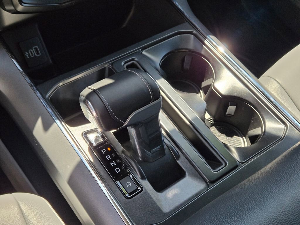 New 2025 Ford F150 Lightning Flash AWD/4WD image 19