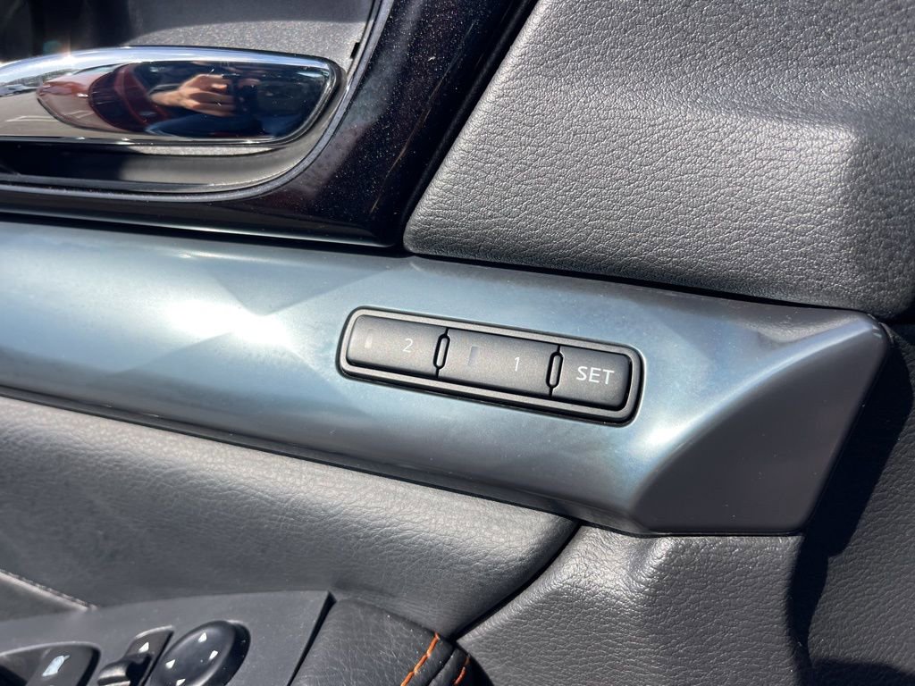 Used 2020 Nissan Maxima SR w/ Sport Mat Group image 25