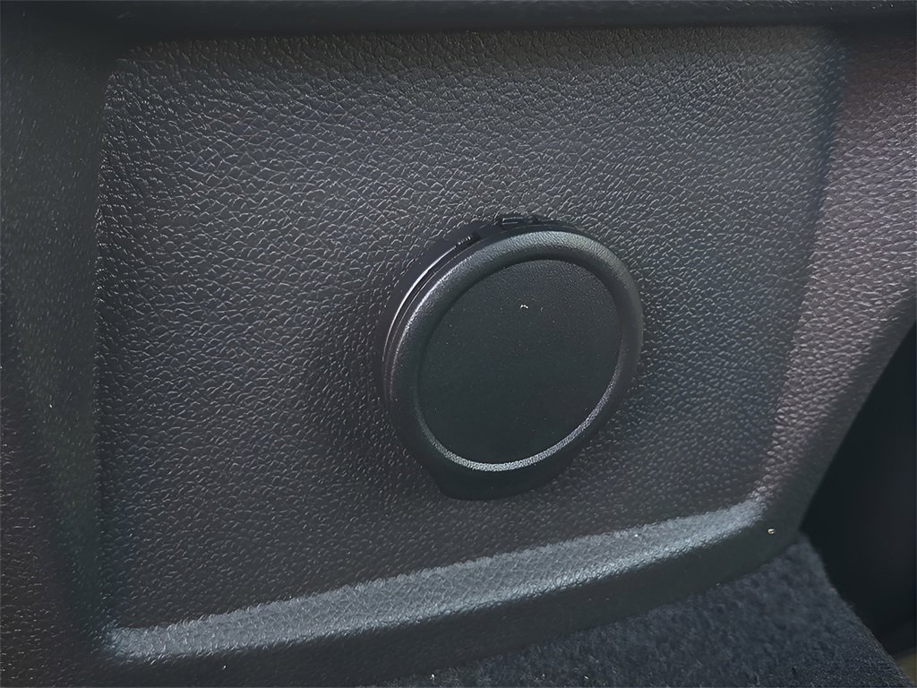 New 2025 Cadillac CT4 Premium Luxury image 18