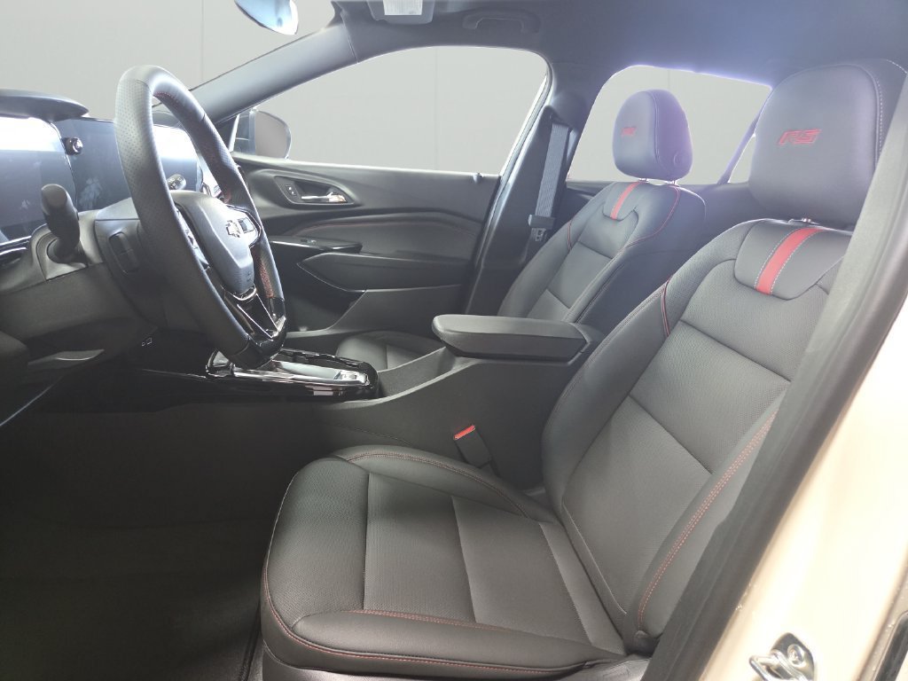 New 2026 Chevrolet Trax RS w/ Driver Confidence Package FWD image 14