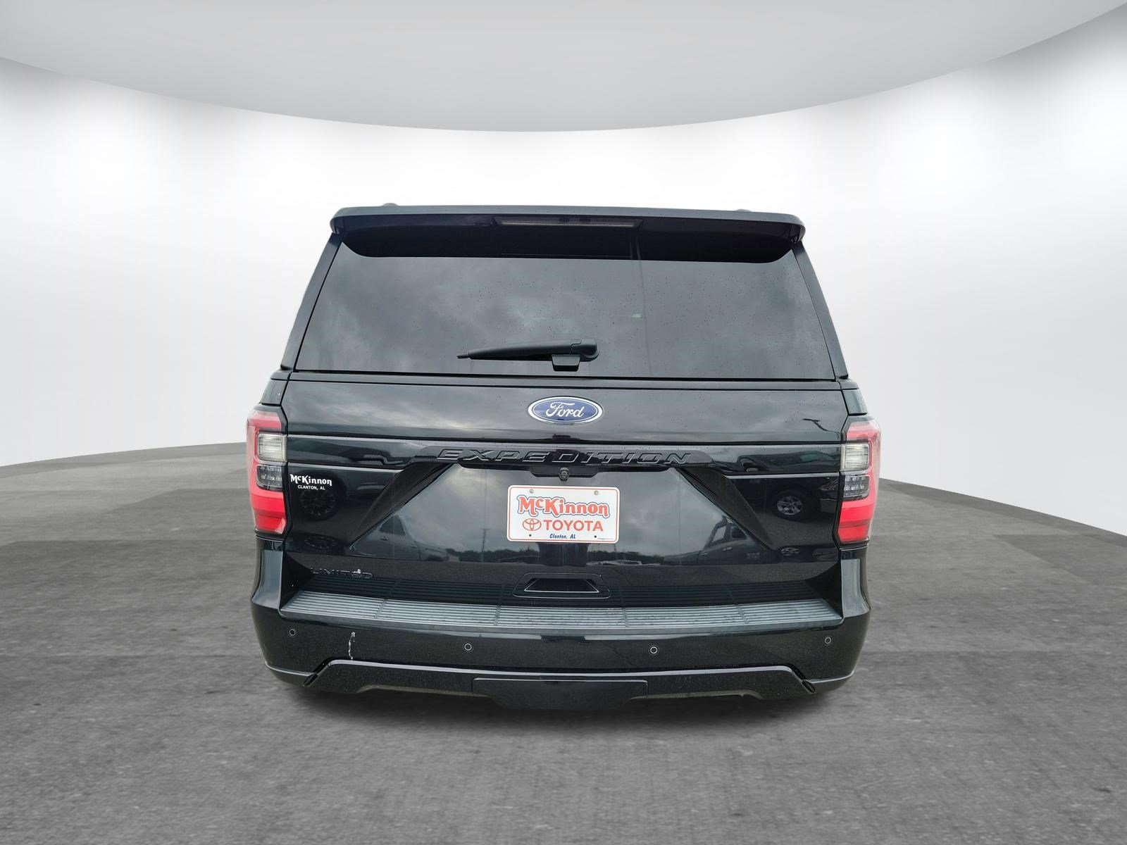 Used 2019 Ford Expedition Limited w/ Equipment Group 303A RWD image 6
