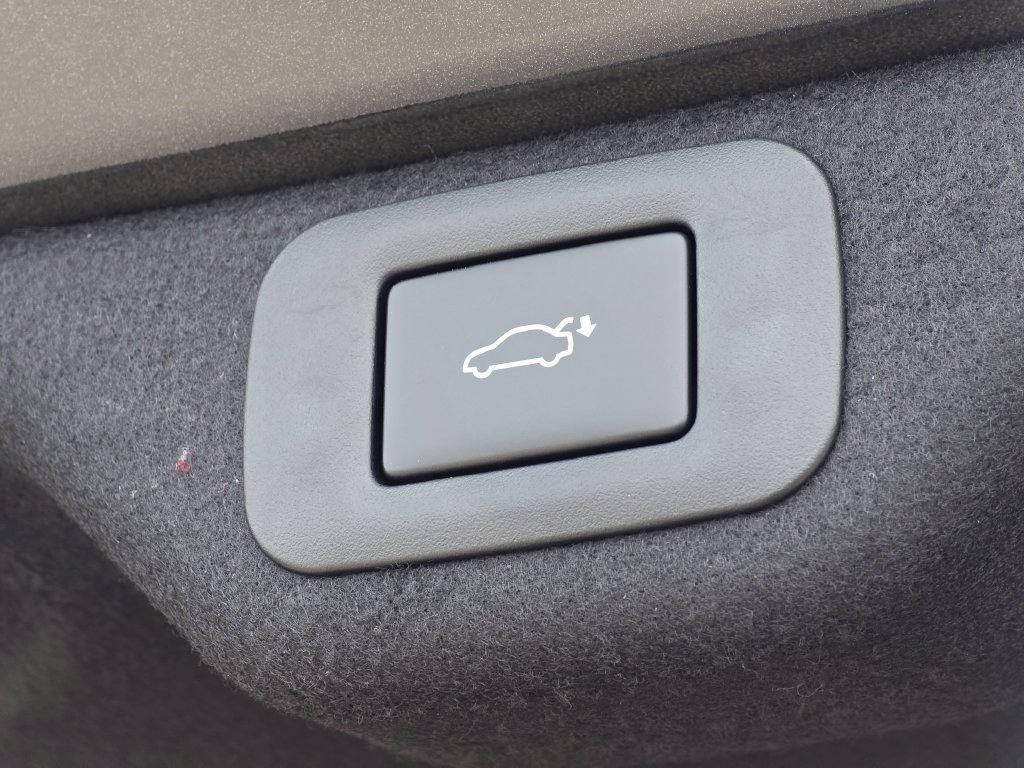New 2026 Lexus ES 350h w/ Cold Area Package FWD image 26