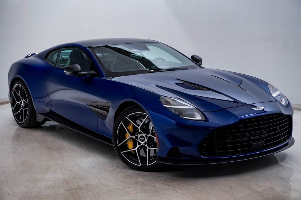 New 2025 Aston Martin Vanquish RWD image 3