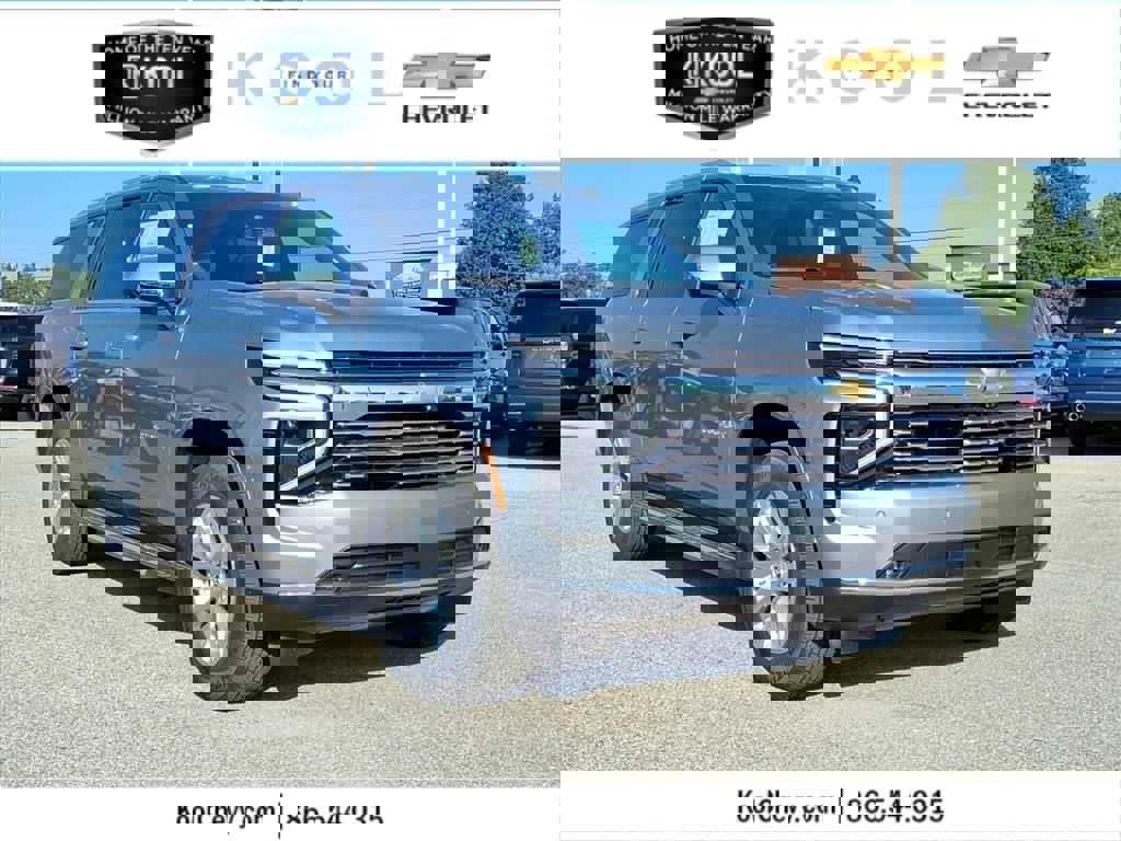 New 2025 Chevrolet Suburban Premier w/ Sun And Tow Package