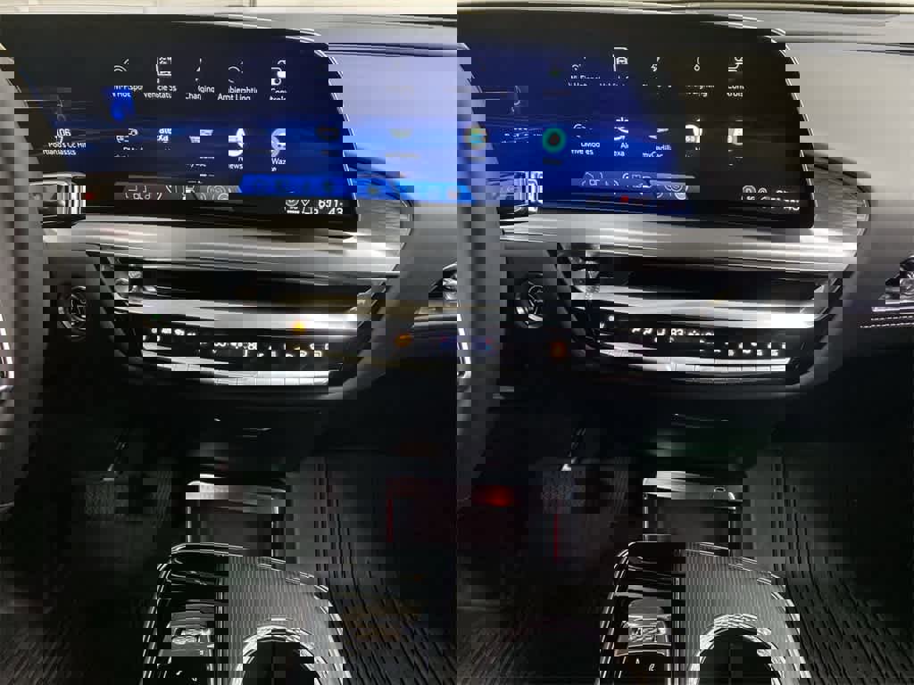 Used 2024 Cadillac Lyriq Luxury w/ LPO, Floor Liner Package image 24