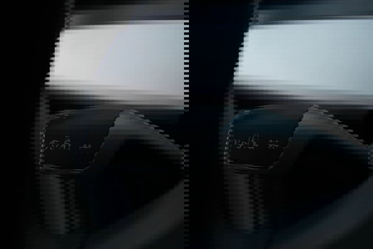 Used 2020 Tesla Model Y Performance image 38