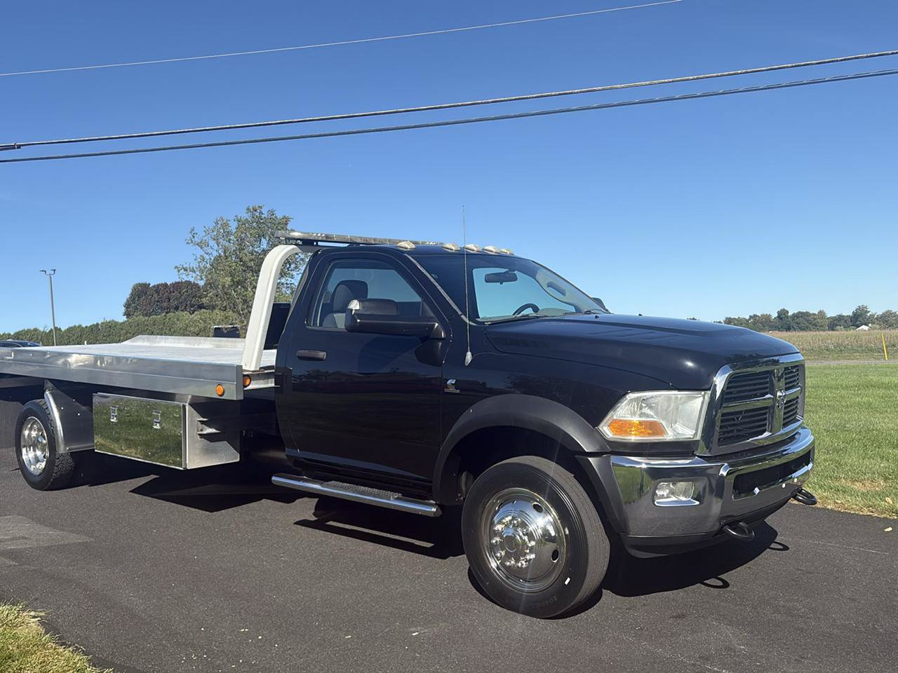 Used 2012 RAM 5500 SLT RWD image 4