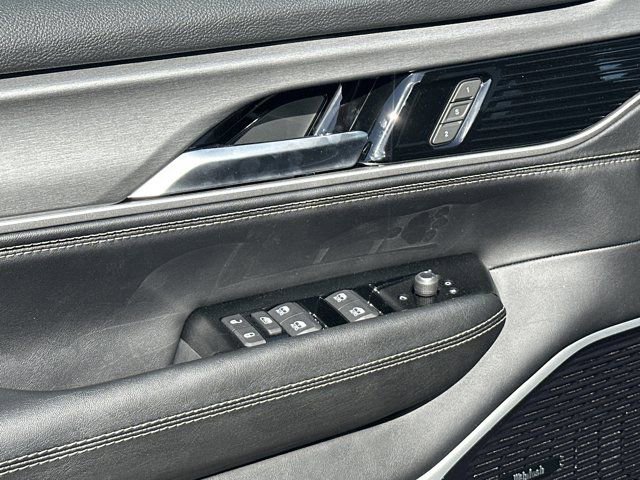 New 2026 Jeep Grand Wagoneer Limited image 12