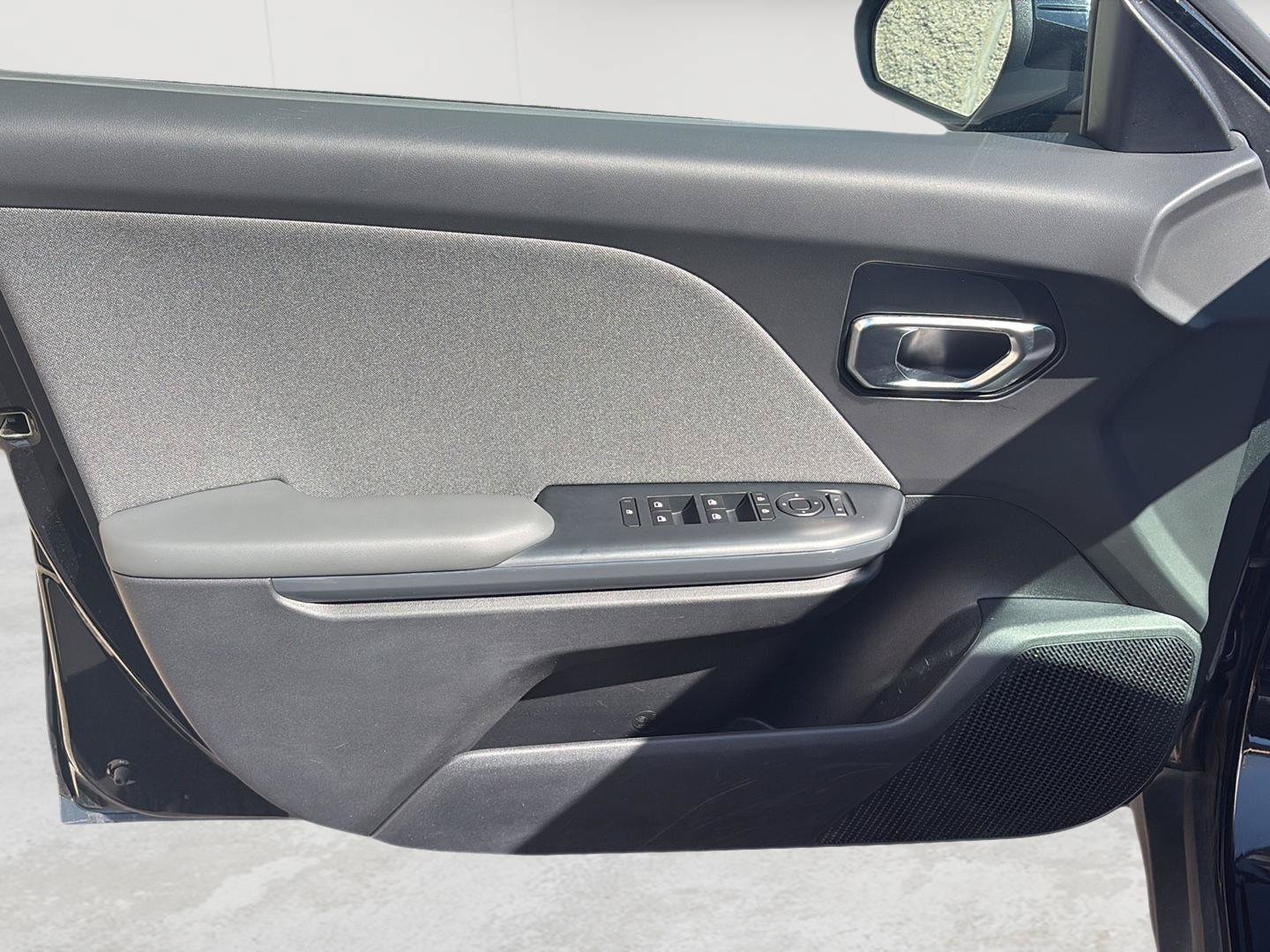 Used 2025 Kia K4 EX FWD image 4