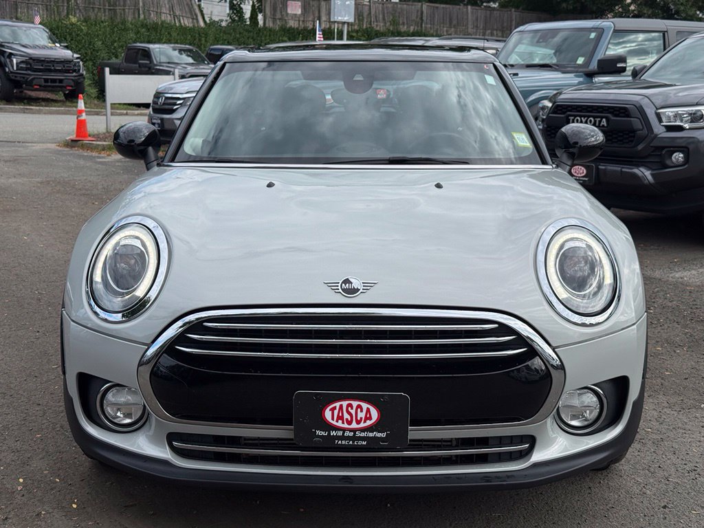Used 2019 MINI Cooper Clubman FWD image 3