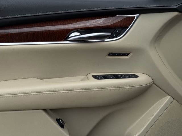 Used 2017 Cadillac XT5 Luxury w/ Driver Awareness Package image 26