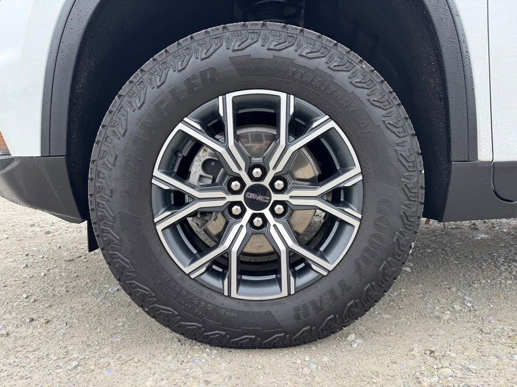 Used 2024 GMC Acadia AT4 w/ LPO, Floor Liner Package image 15