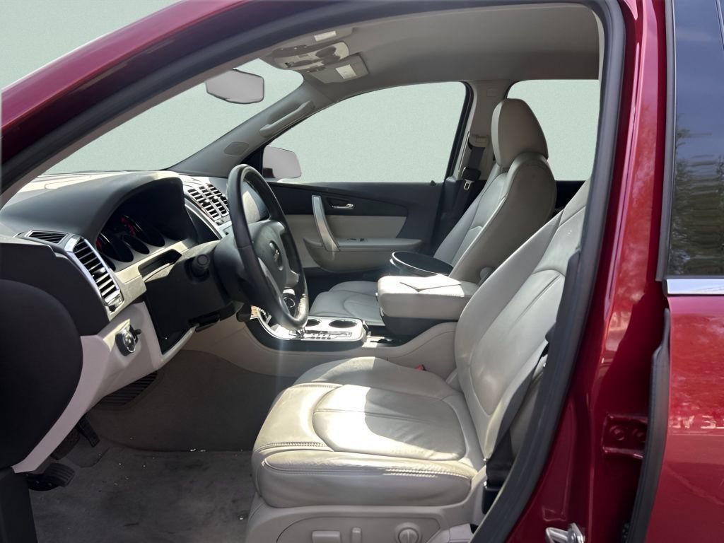 Used 2011 GMC Acadia SLT w/ LPO, 'HIT The Road' Package AWD/4WD image 18
