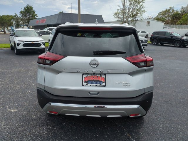 Certified 2023 Nissan Rogue Platinum w/ Platinum Premium Package image 6