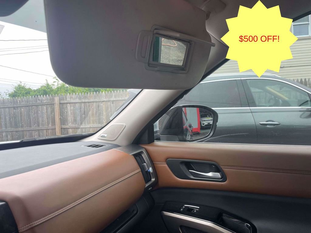 Used 2022 Nissan Pathfinder Platinum w/ Cargo Package AWD/4WD image 29