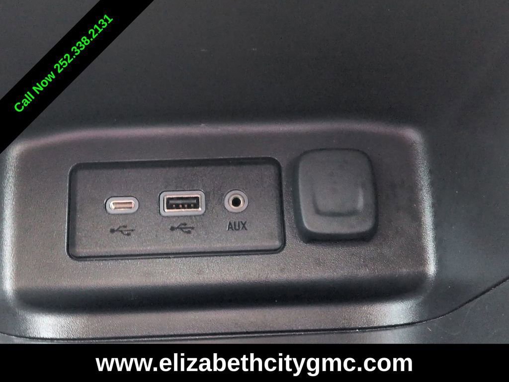 Used 2023 Chevrolet Equinox LT w/ Driver Convenience Package FWD image 30