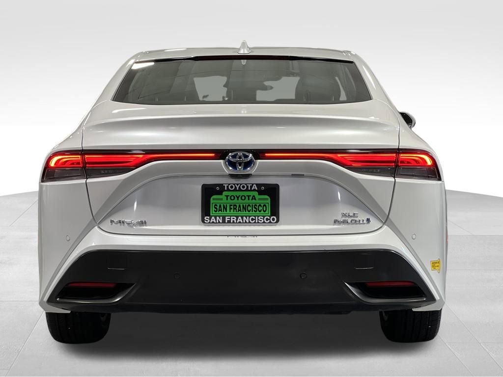 Certified 2022 Toyota Mirai XLE image 4
