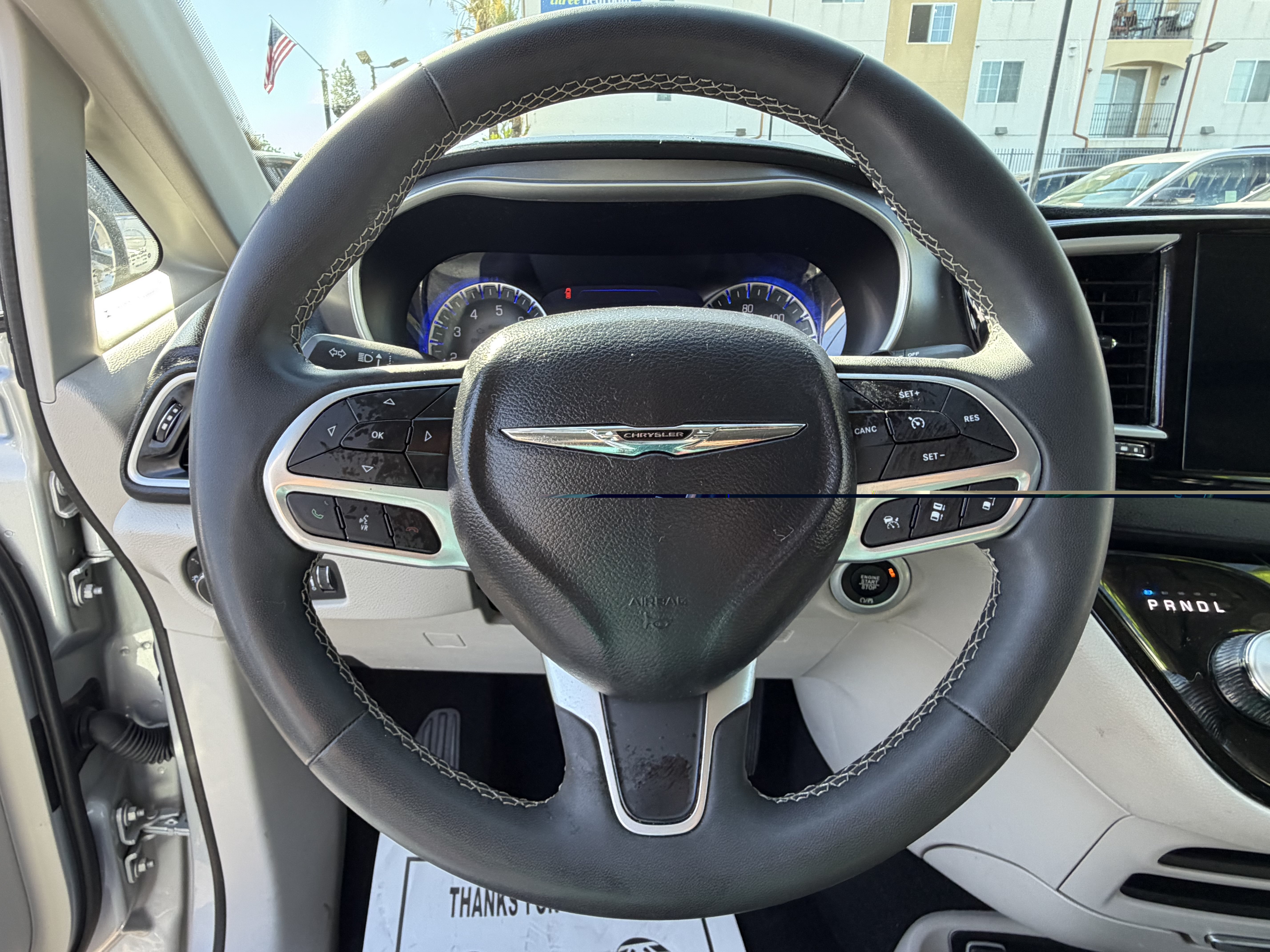 Certified 2024 Chrysler Pacifica Touring-L FWD image 24