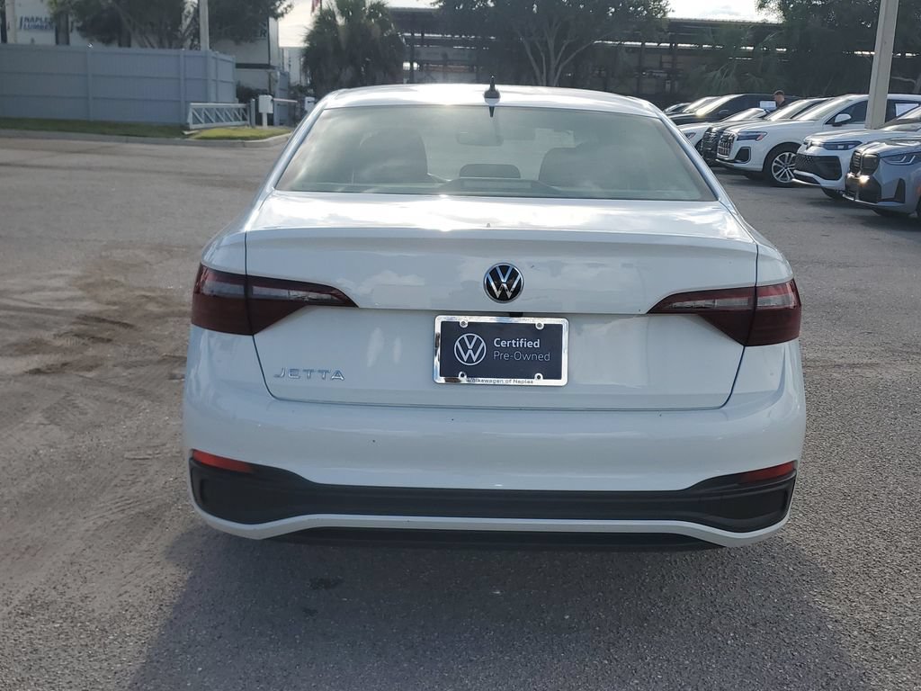 Certified 2024 Volkswagen Jetta Sport FWD image 6
