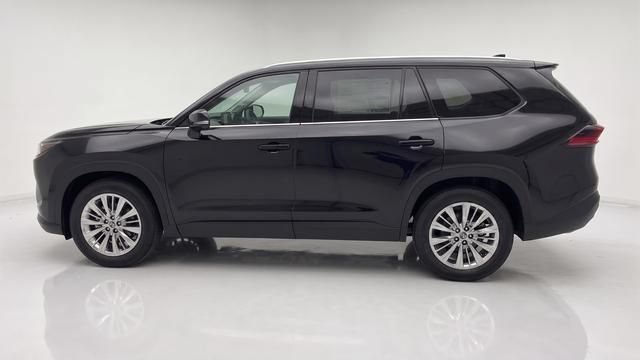 Used 2026 Toyota Grand Highlander AWD image 2
