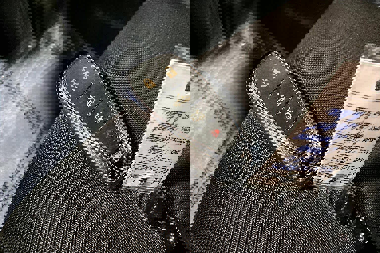 Used 2020 Chevrolet Camaro LT image 12