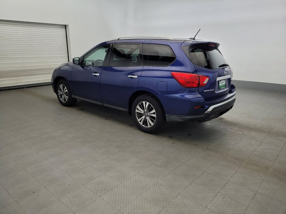 Used 2018 Nissan Pathfinder SV w/ SV Tech Package AWD/4WD image 3