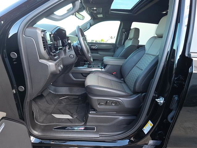 Used 2025 Chevrolet Silverado 1500 ZR2 w/ Technology Package AWD/4WD image 15