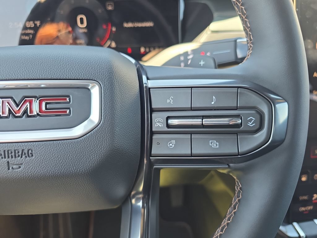 New 2026 GMC Acadia AT4 w/ Luxury Package AWD/4WD image 19