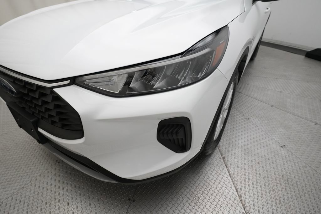 Used 2023 Ford Escape Active image 23