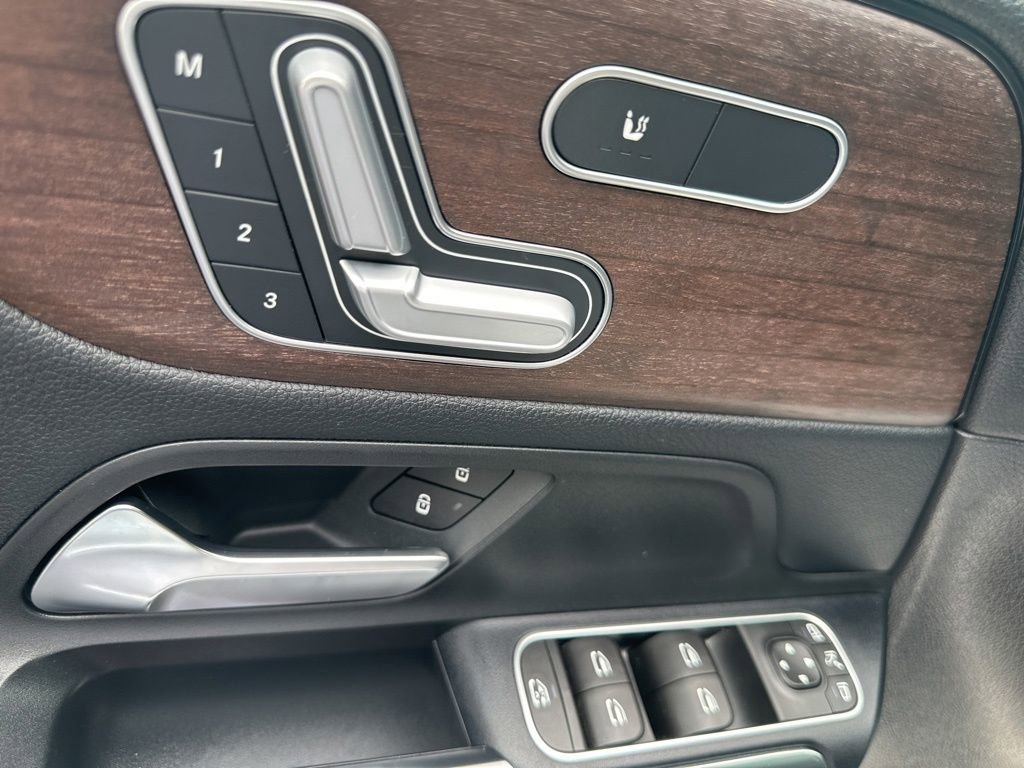 Used 2022 Mercedes-Benz GLA 250 4MATIC image 12