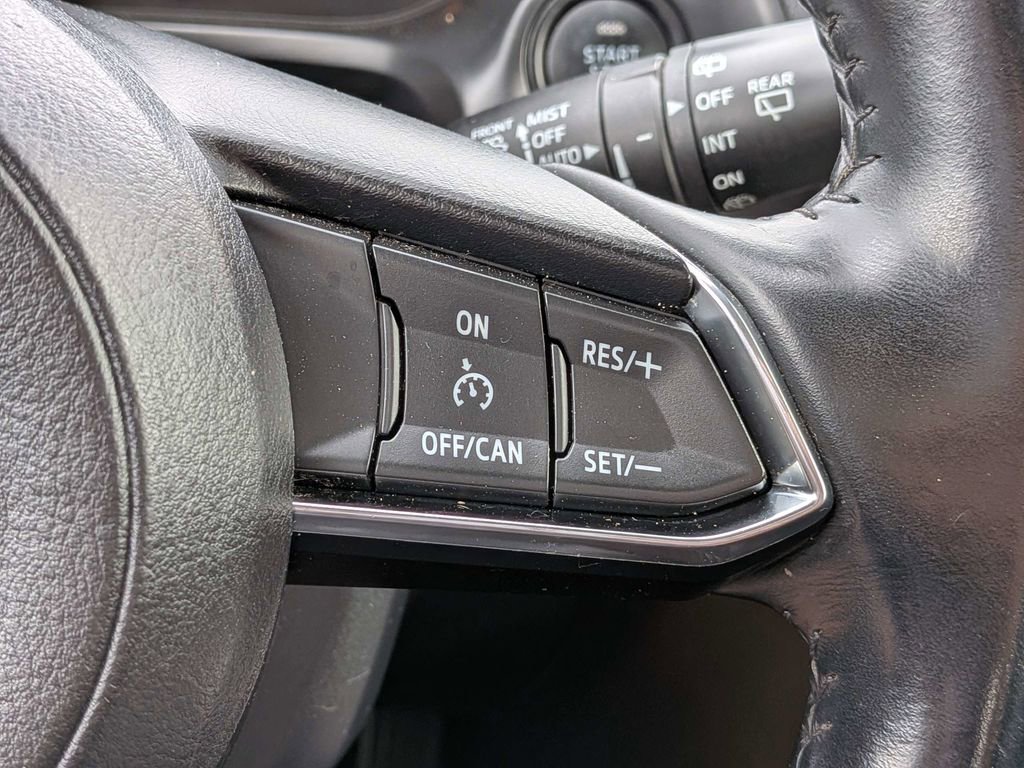 Used 2018 MAZDA MAZDA3 Touring FWD image 23