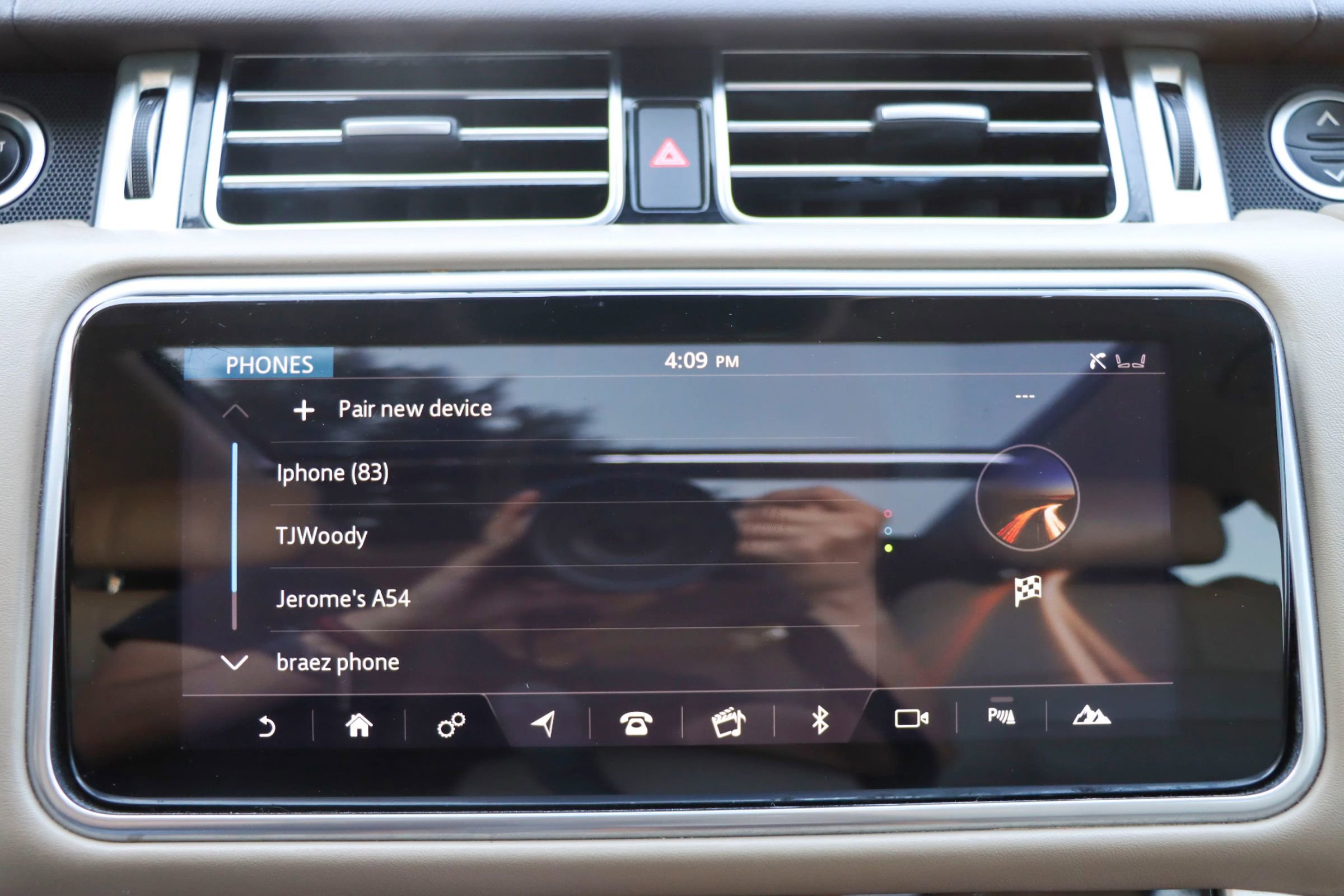 Used 2019 Land Rover Range Rover Supercharged AWD/4WD image 36