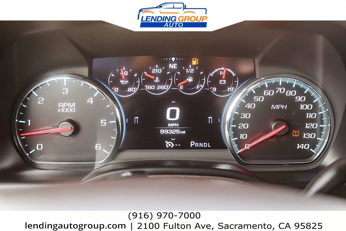 Used 2017 GMC Yukon SLT image 21