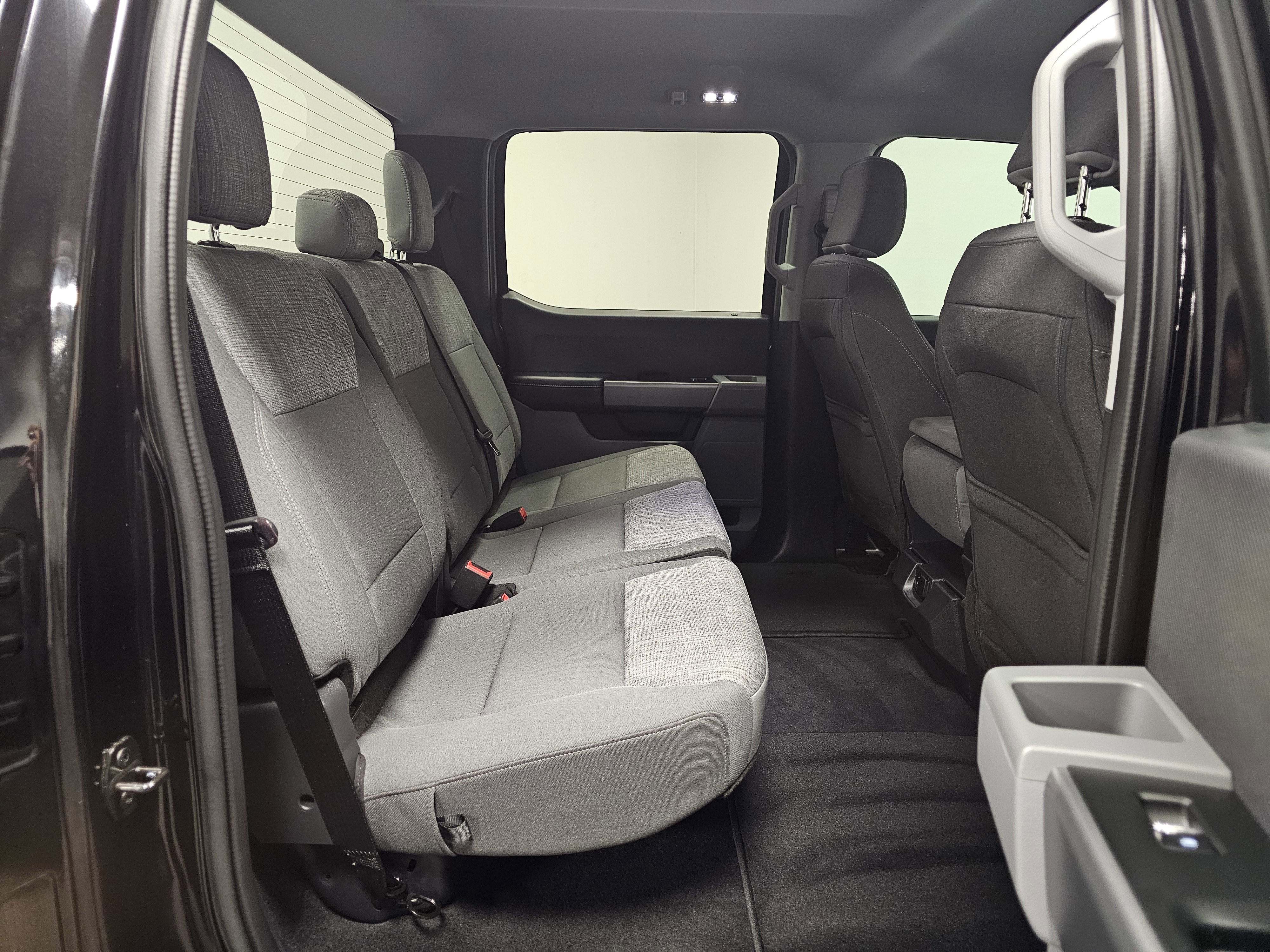 Used 2023 Ford F150 XLT w/ XTR Package image 16