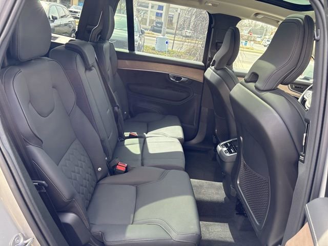 Used 2025 Volvo XC90 B5 Plus image 14