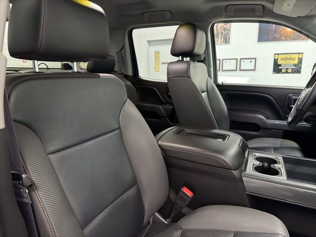 Used 2017 GMC Sierra 1500 SLT w/ All Terrain X Package AWD/4WD image 26