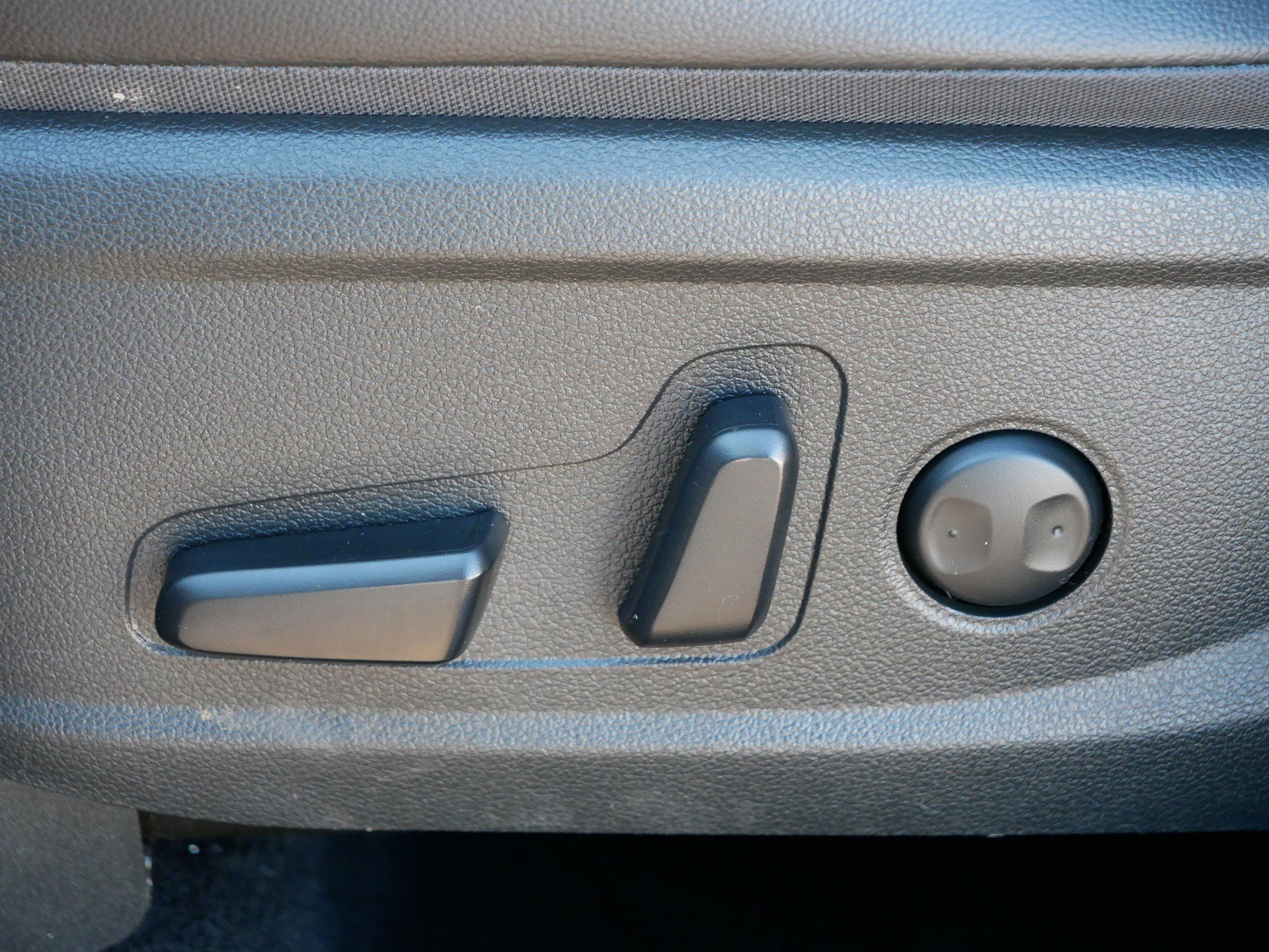 Certified 2023 Hyundai Santa Fe SEL w/ Premium Package image 20