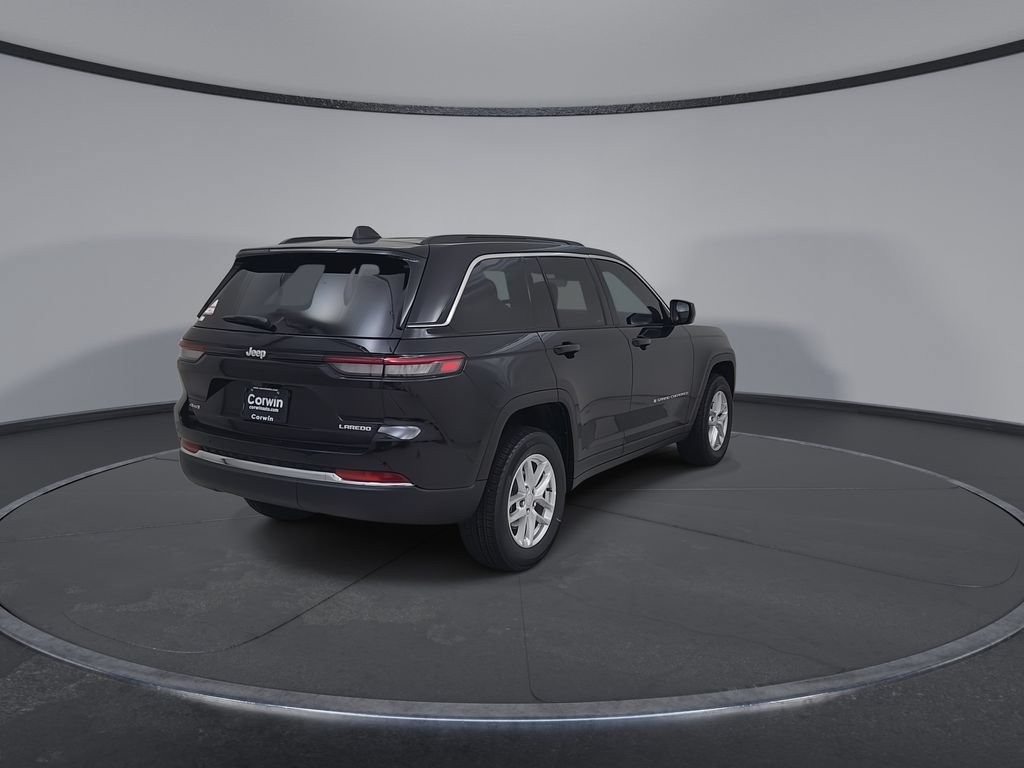 New 2026 Jeep Grand Cherokee Laredo X AWD/4WD image 14
