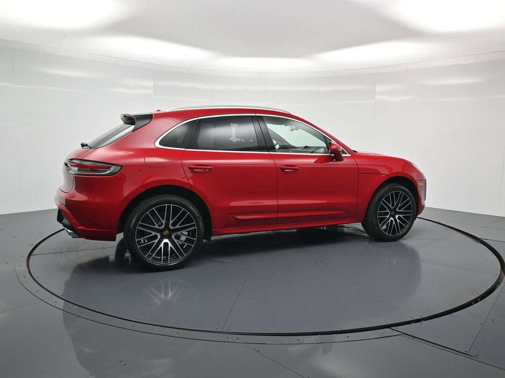 New 2026 Porsche Macan image 31