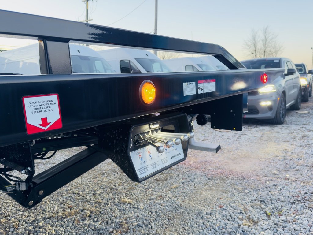 Used 2025 RAM 5500 Tradesman image 5