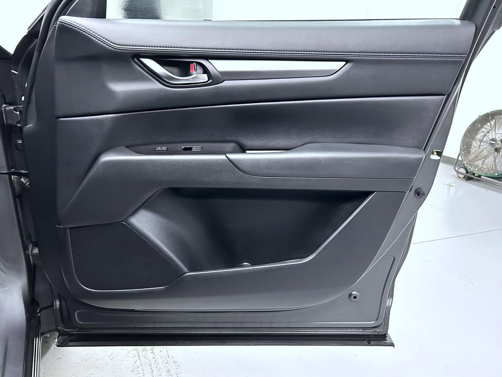 Used 2023 MAZDA CX-5 AWD 2.5 S w/ Select Package image 16