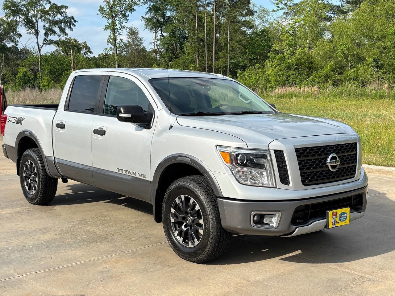 Used 2018 Nissan Titan PRO-4X AWD/4WD image 3