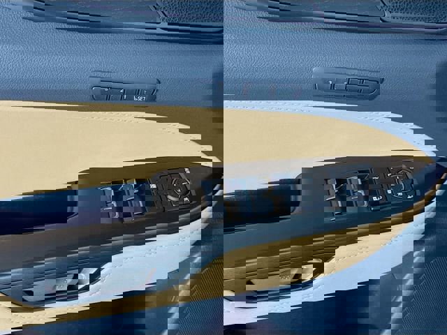 Used 2025 Lexus NX 350h AWD w/ Accessory Package (2T) image 17