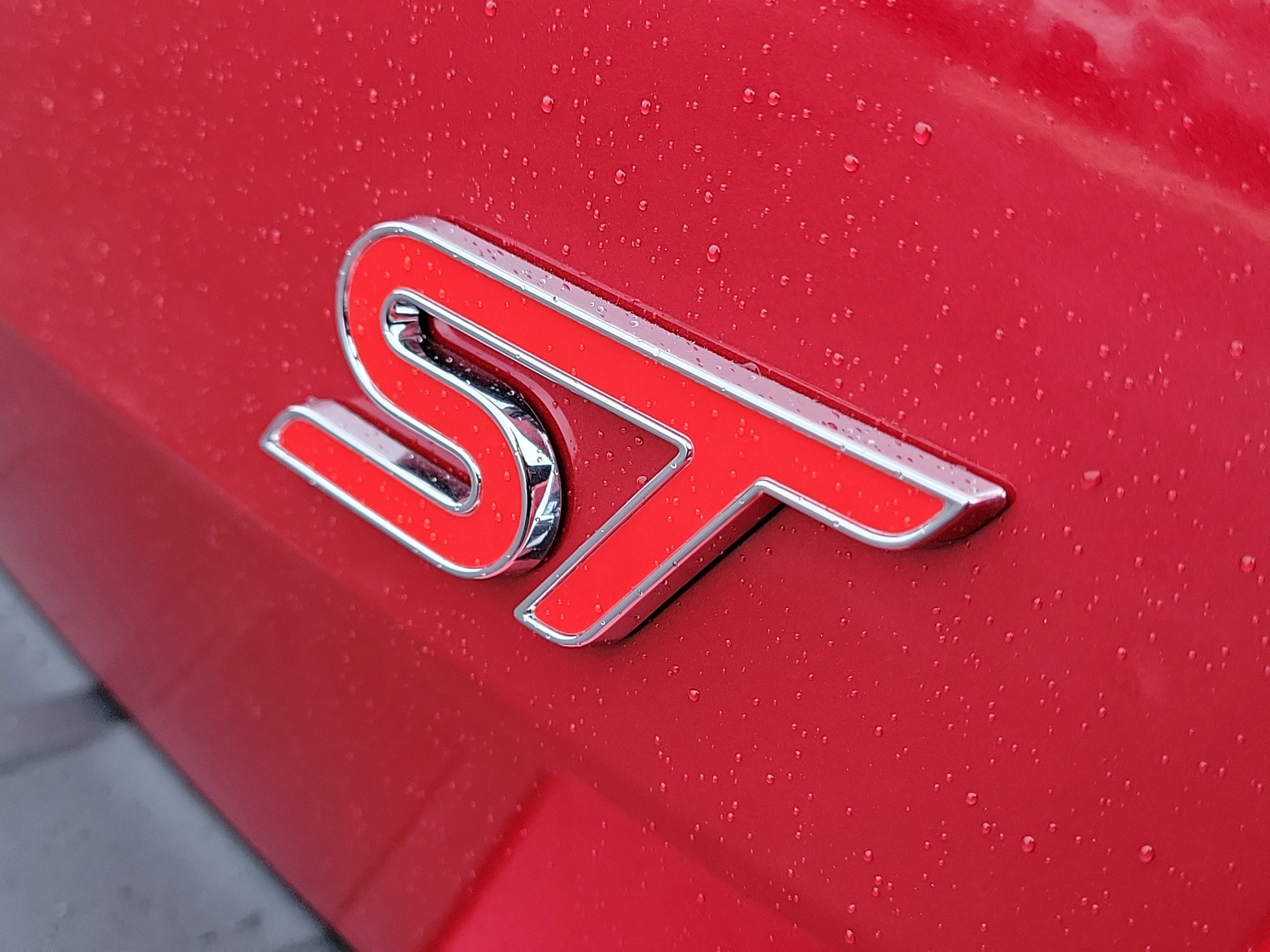 New 2026 Ford Explorer ST w/ Sun And Sound Package image 5