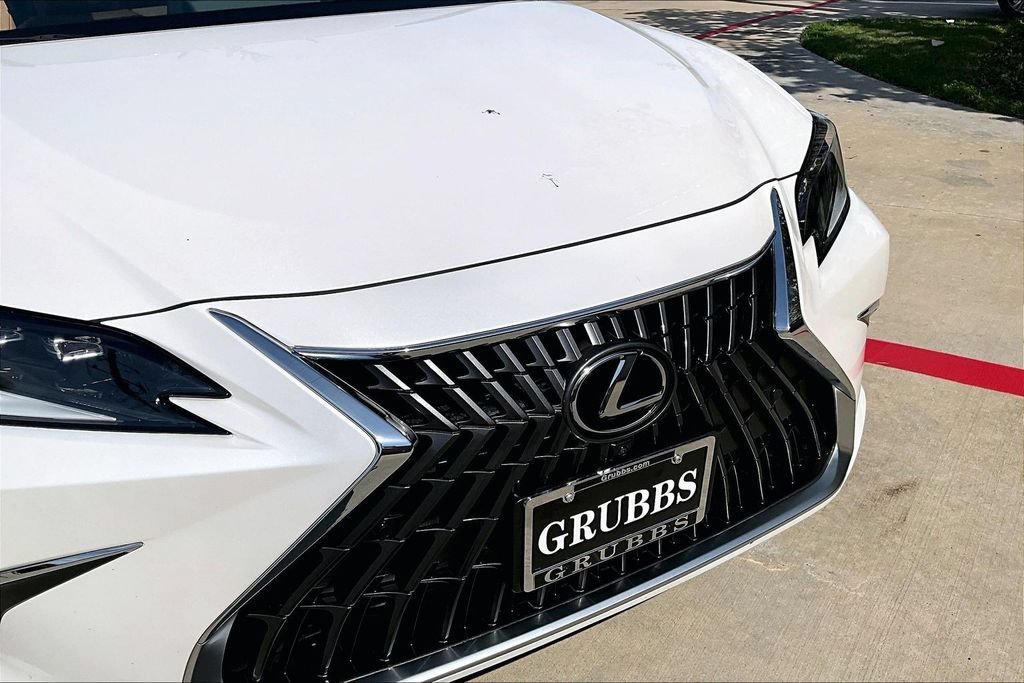 Used 2024 Lexus ES 350 Ultra Luxury w/ Accessory Package (Z2) FWD image 38