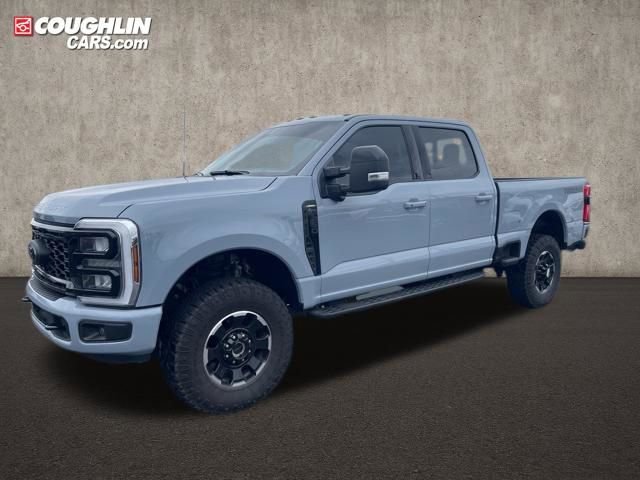 Used 2025 Ford F250 Lariat w/ Tremor Off-Road Package image 31